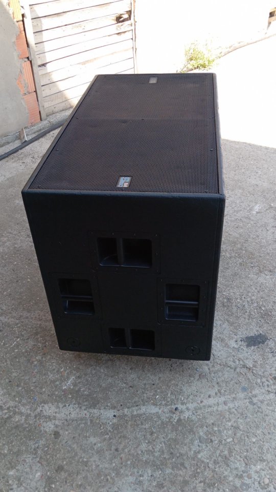 Array Db Tecnologies t12 y s30 de segunda mano · Foto 4 de 9 · Zaragoza · 1 €