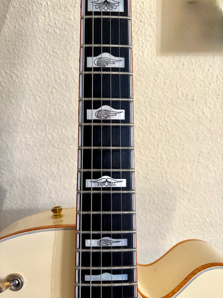 Gretsch White Falcon