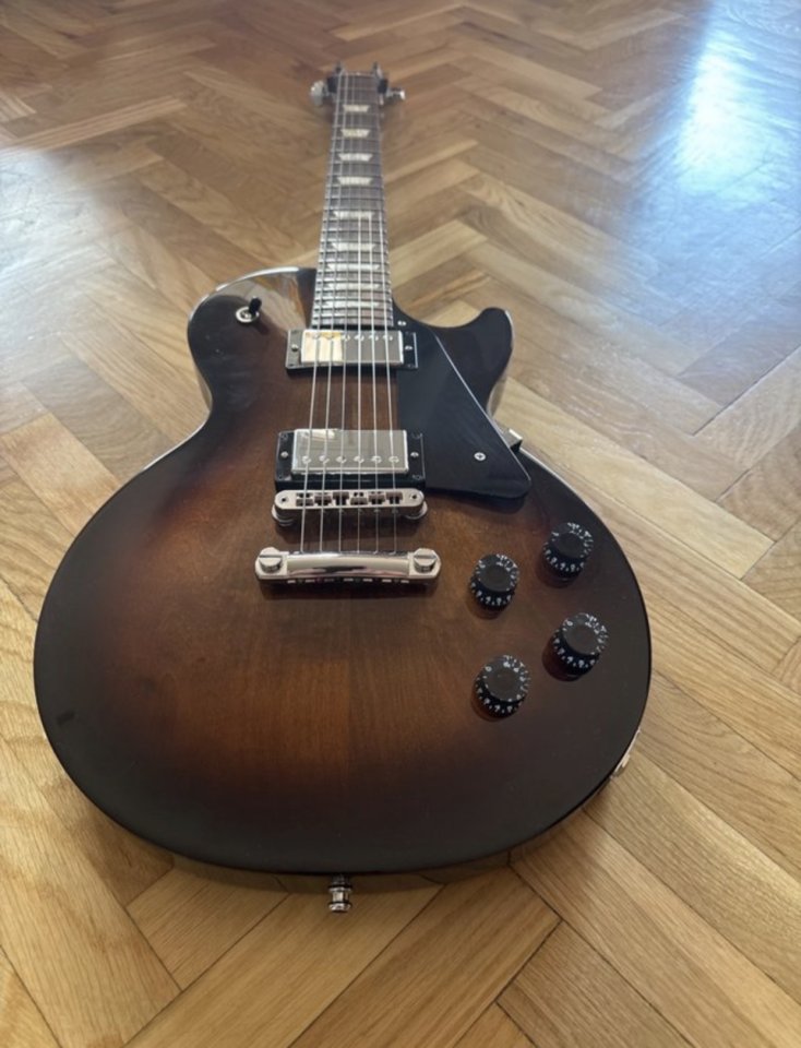 Les Paul Studio Smokehouse Burst de segunda mano · Foto 1 de 7 · Madrid · 1050 €