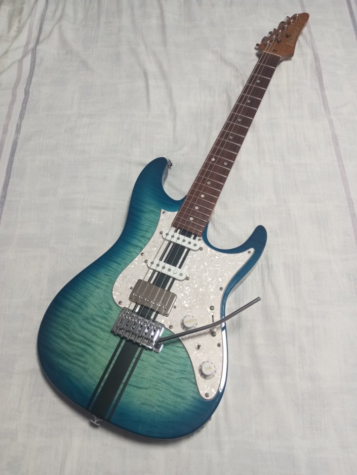 Ibanez az 22 modificada de segunda mano · Foto 10 de 10 · Bizkaia · 450 €