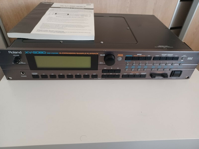 Sintetizador Roland XV5080