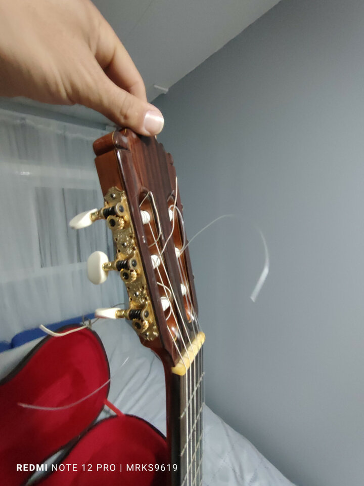 Guitarra José Ramírez 4NCWE 2013