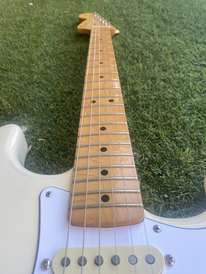 Stratocaster 60’ Reverse Headstck ÚLTIMO PRECIO de segunda mano · Foto 7 de 9 · Madrid · 575 €