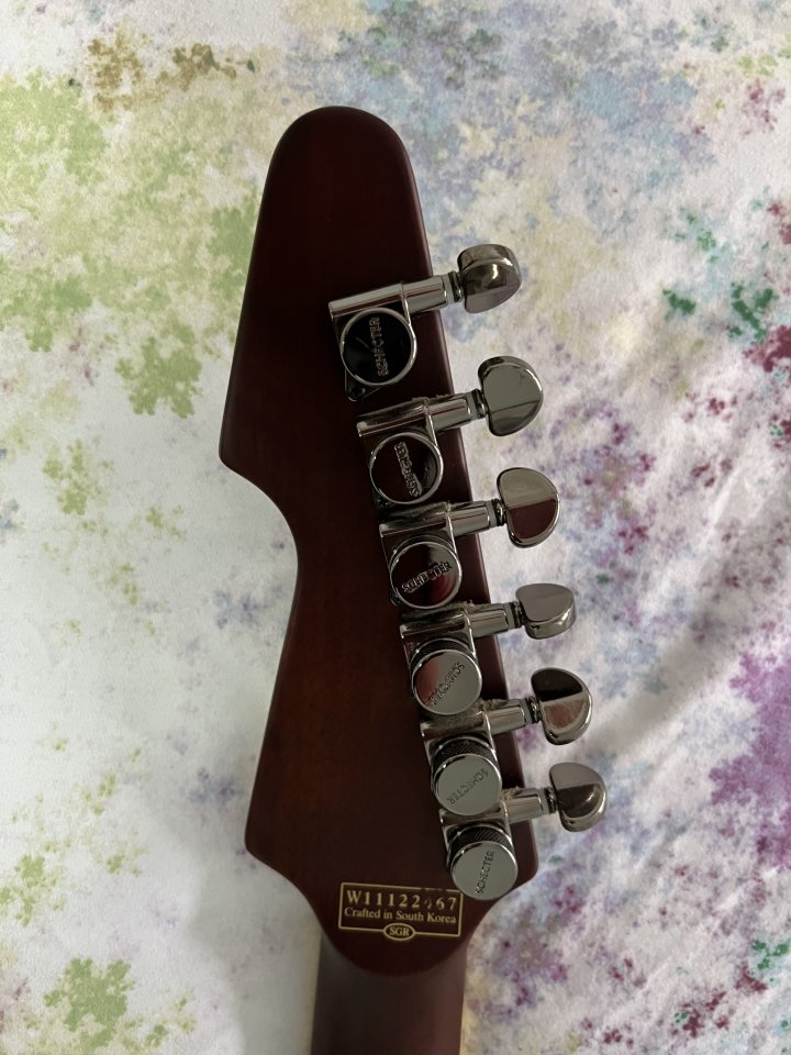 Schecter Avenger de segunda mano · Foto 4 de 6 · SC Tenerife · 650 €