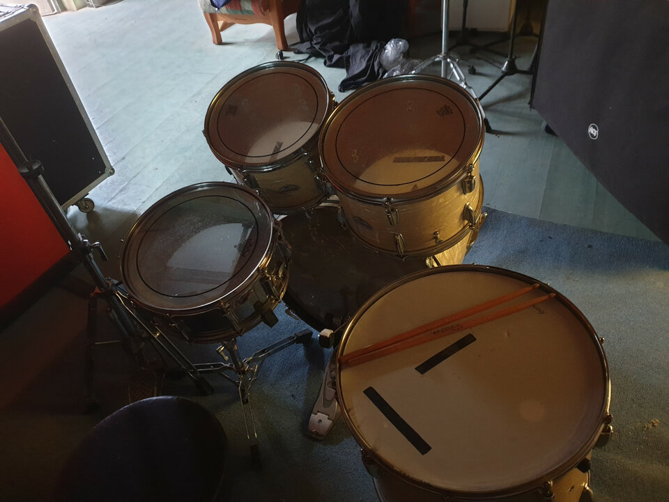 Batería Honsuy de los 75 - 80