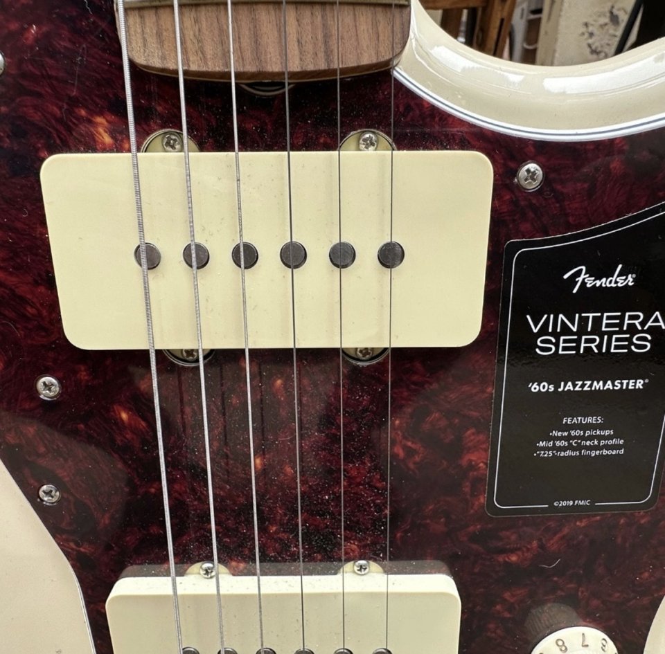 Fender Jazzmaster Vintera Olimpic White de segunda mano · Foto 3 de 7 · Barcelona · 1250 €