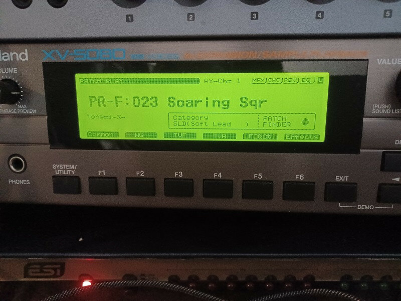 Sintetizador Roland XV5080 de segunda mano · Foto 2 de 9 · Murcia · 500 €