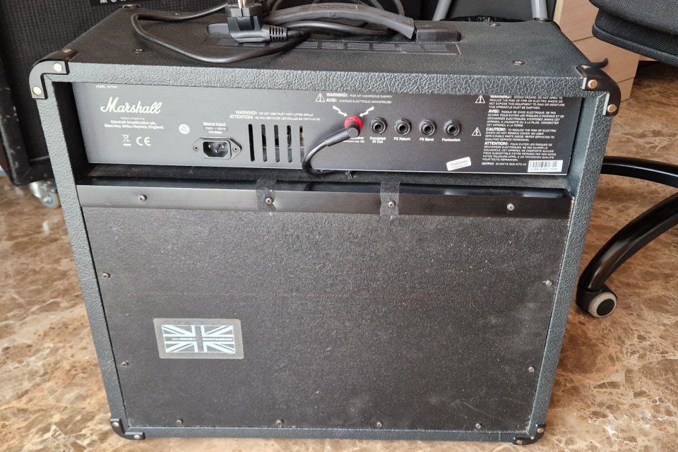 Marshall AVT50 Tribute Vintage 30 de segunda mano · Foto 2 de 5 · Valencia · 150 €