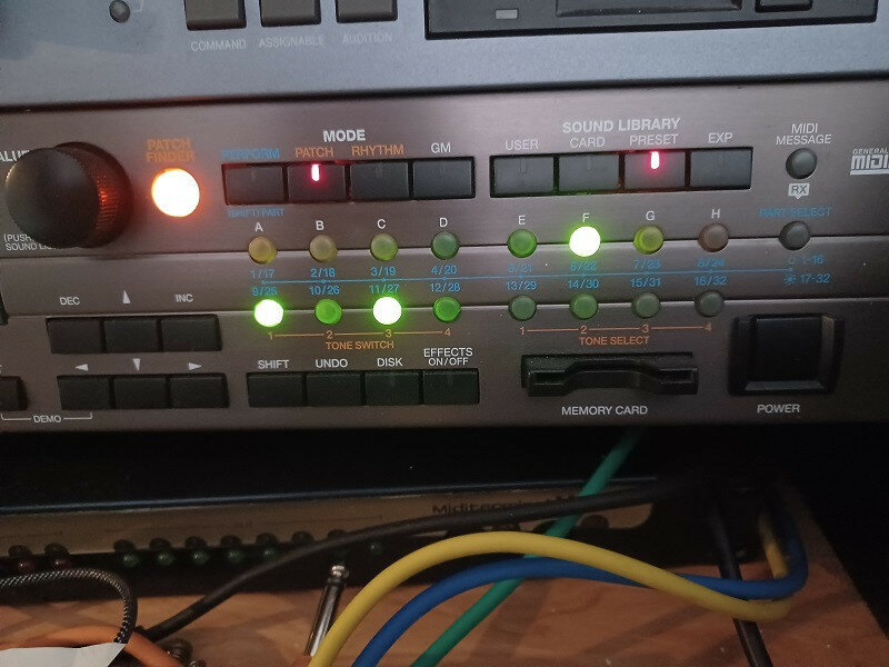Sintetizador Roland XV5080 de segunda mano · Foto 3 de 9 · Murcia · 500 €