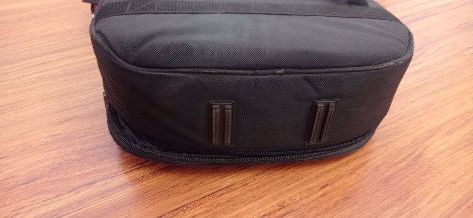Funda para guitarra acústica Cibeles de segunda mano · Foto 6 de 7 · Cuenca · 35 €