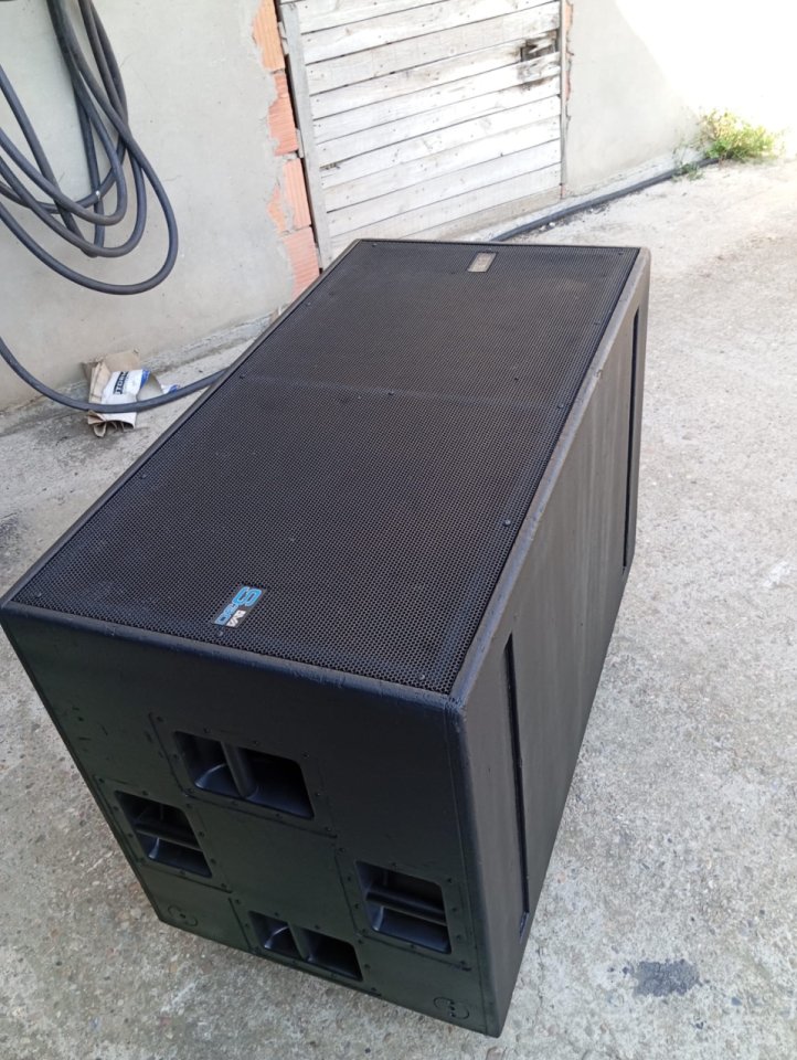 Array Db Tecnologies t12 y s30 de segunda mano · Foto 8 de 9 · Zaragoza · 1 €