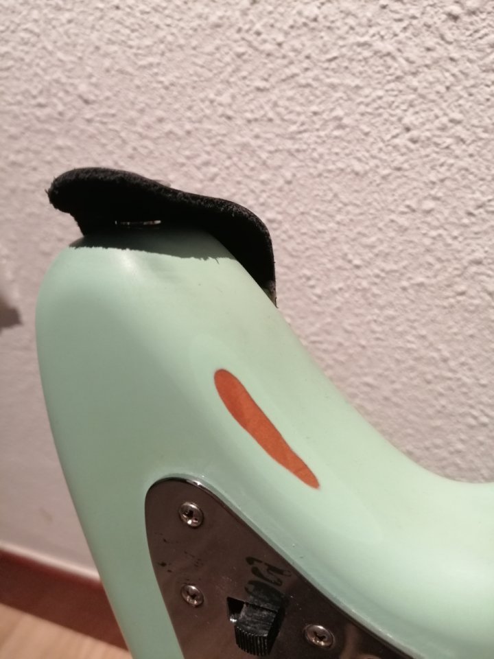 Fender Jaguar Modified HH 2019