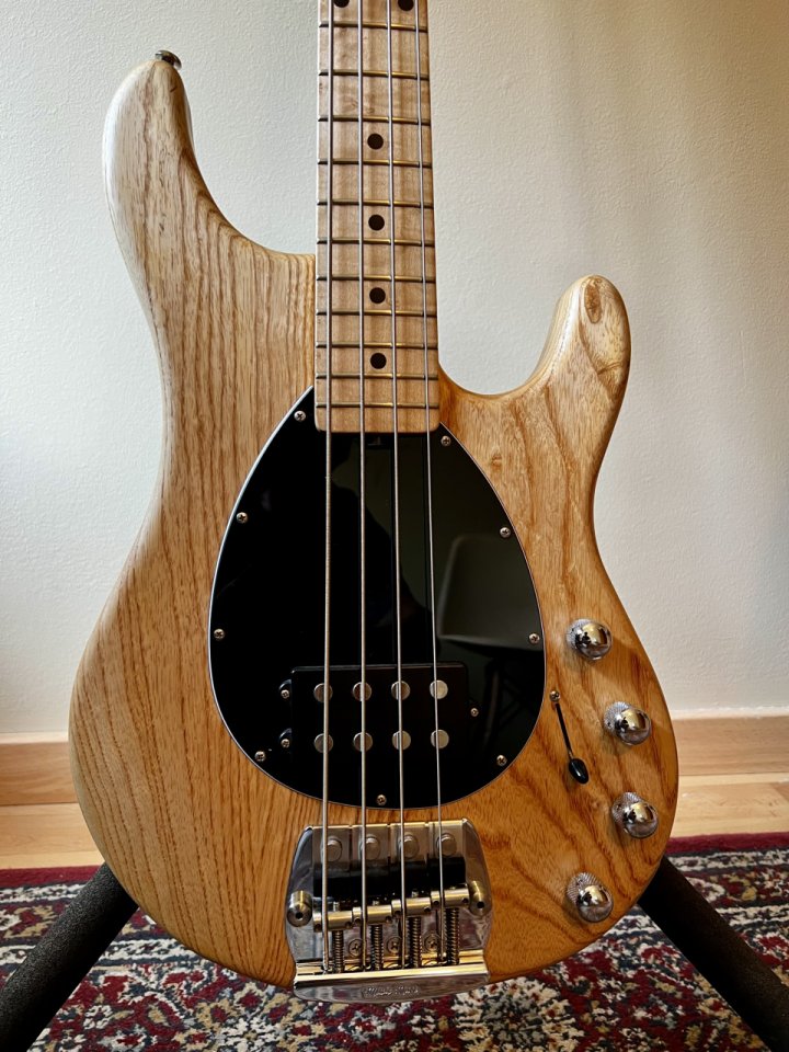 Ernie Ball MusicMan Sterling de segunda mano · Foto 7 de 7 · Barcelona · 2000 €