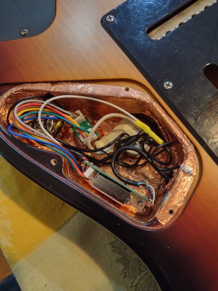 Ibanez AZ2402L-TFF Prestige zurda 2020  - Tri Fade Burst Flat