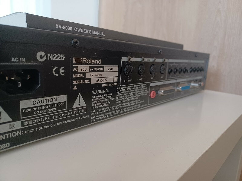 Sintetizador Roland XV5080 de segunda mano · Foto 8 de 9 · Murcia · 500 €