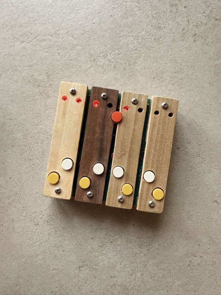 Sintetizador Ciat-Lonbarde Shnth (shbobo)