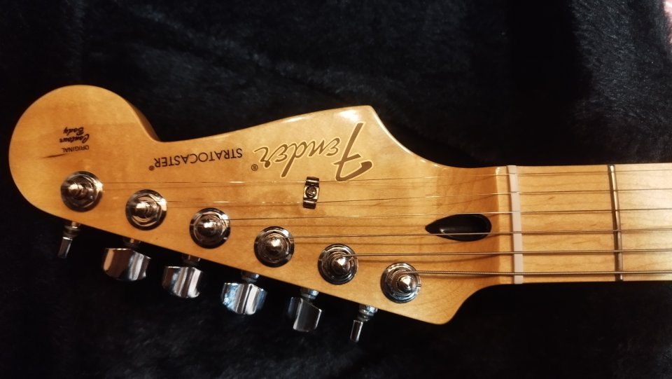 Fender Standard Stratocaster Arizona Sun