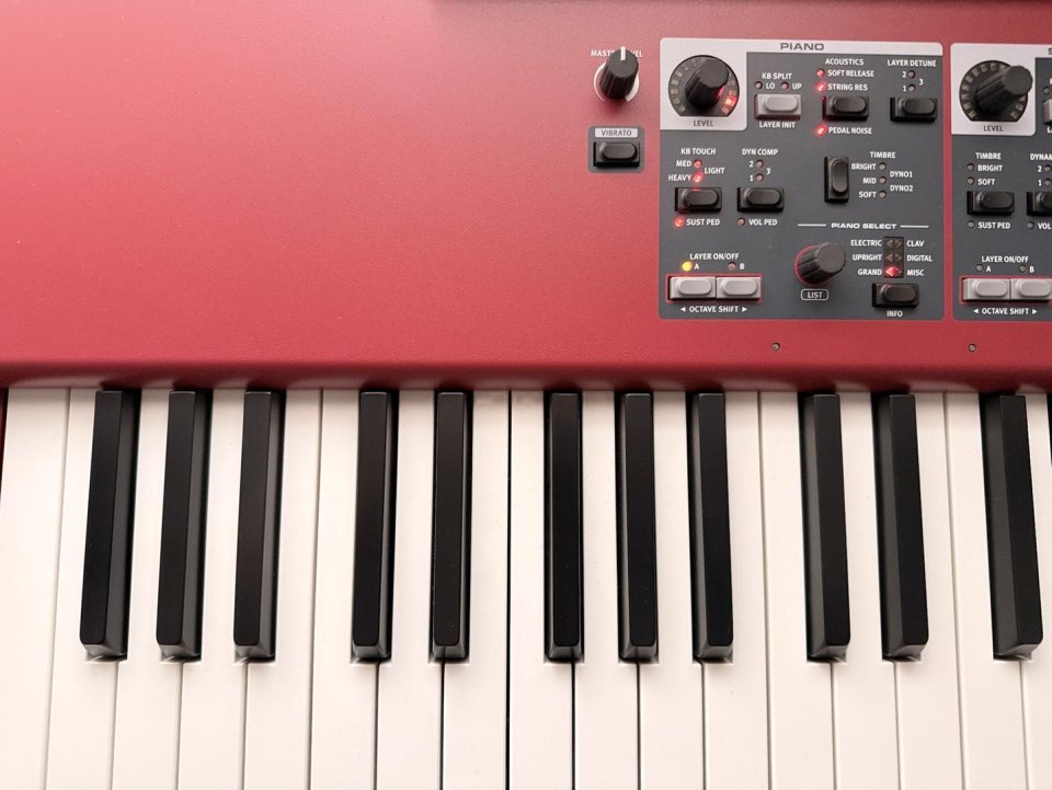 Nord Piano 73