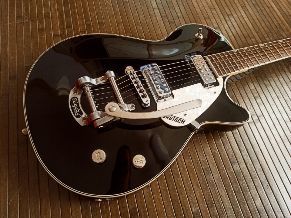GRETSCH Electromatic G5235T Pro Jet Bigsby Black 2006 de segunda mano · Foto 7 de 10 · Sevilla · 370 €