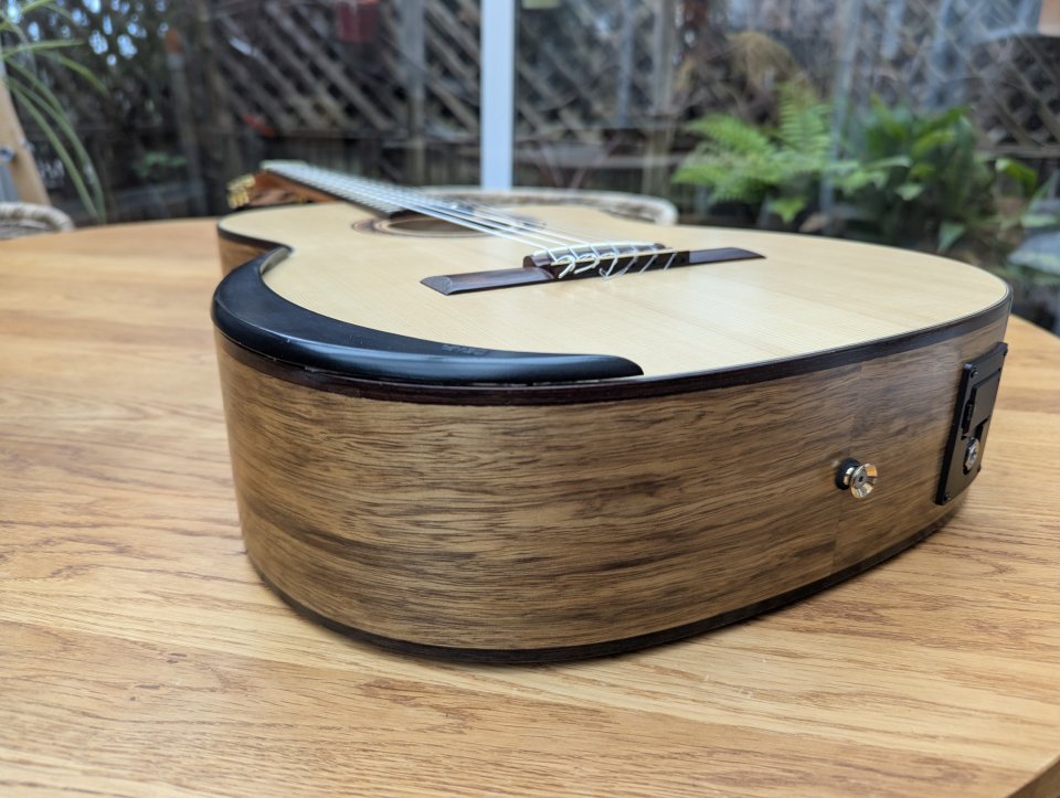 Guitarra concierto Manuel Rodríguez tesoro de guinea samba limba negra b