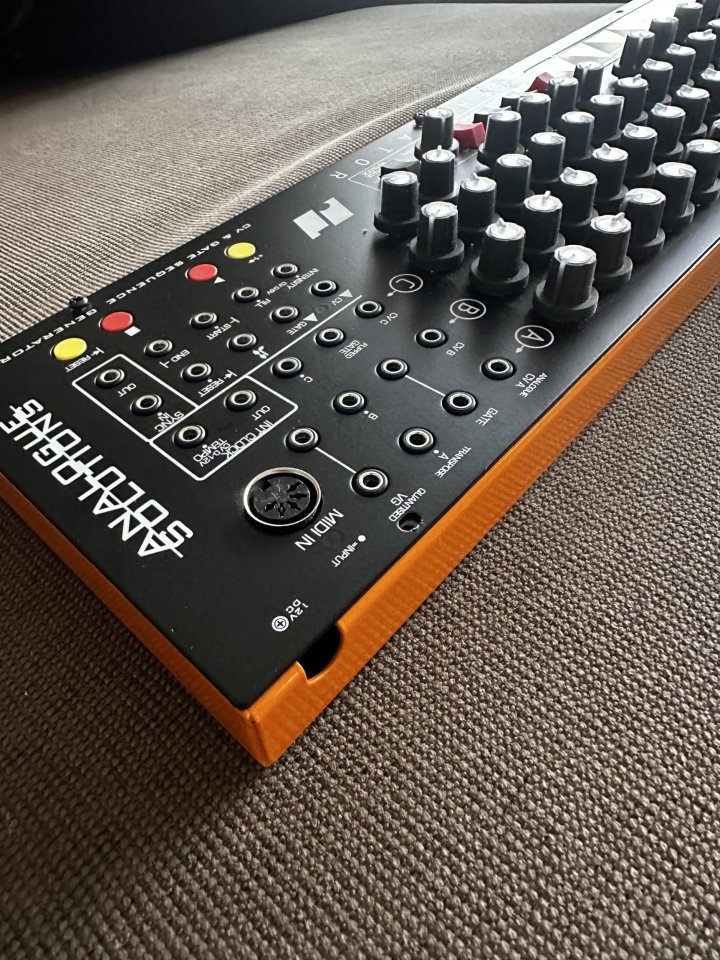 Analogue Solutions Generator de segunda mano · Foto 1 de 4 · Barcelona · 600 €