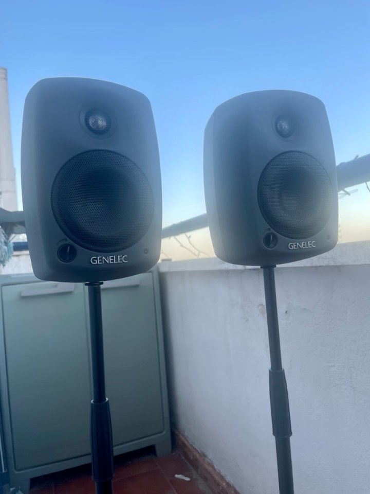 Genelec 8020A (Pareja) de segunda mano · Foto 5 de 9 · Madrid · 499 €