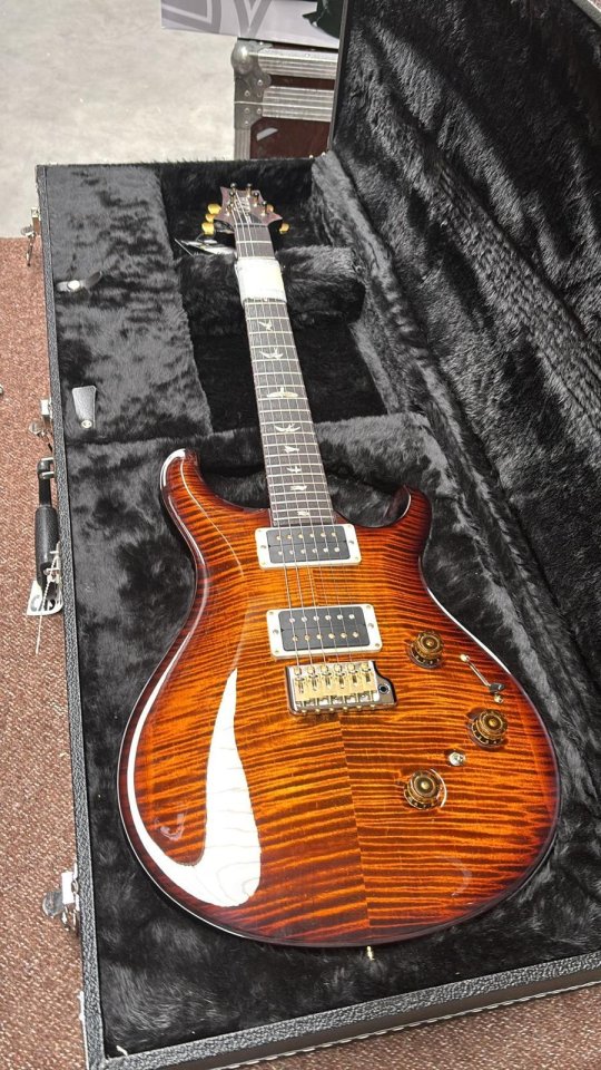 PRS Custom 24 Piezo 10 Top nueva.