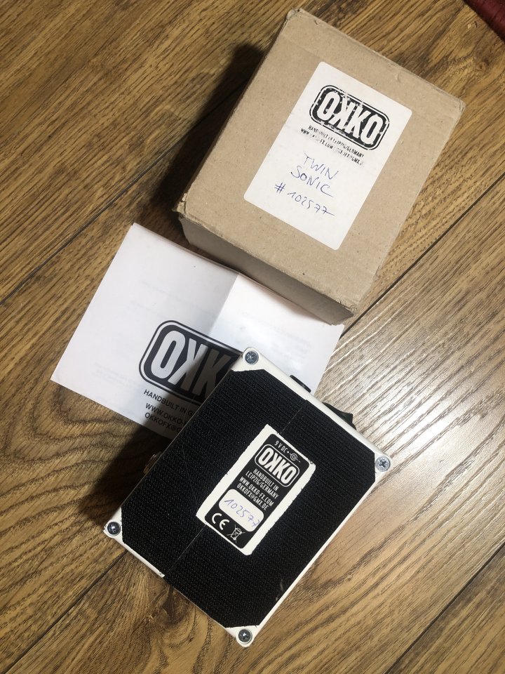 CHOLLO OKKO Twinsonic