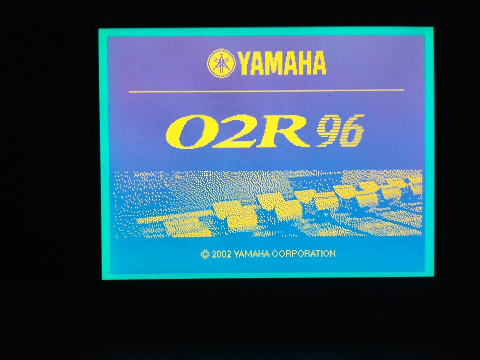 YAMAHA 02R96 (2002) de segunda mano · Foto 3 de 10 · Lugo · 650 €