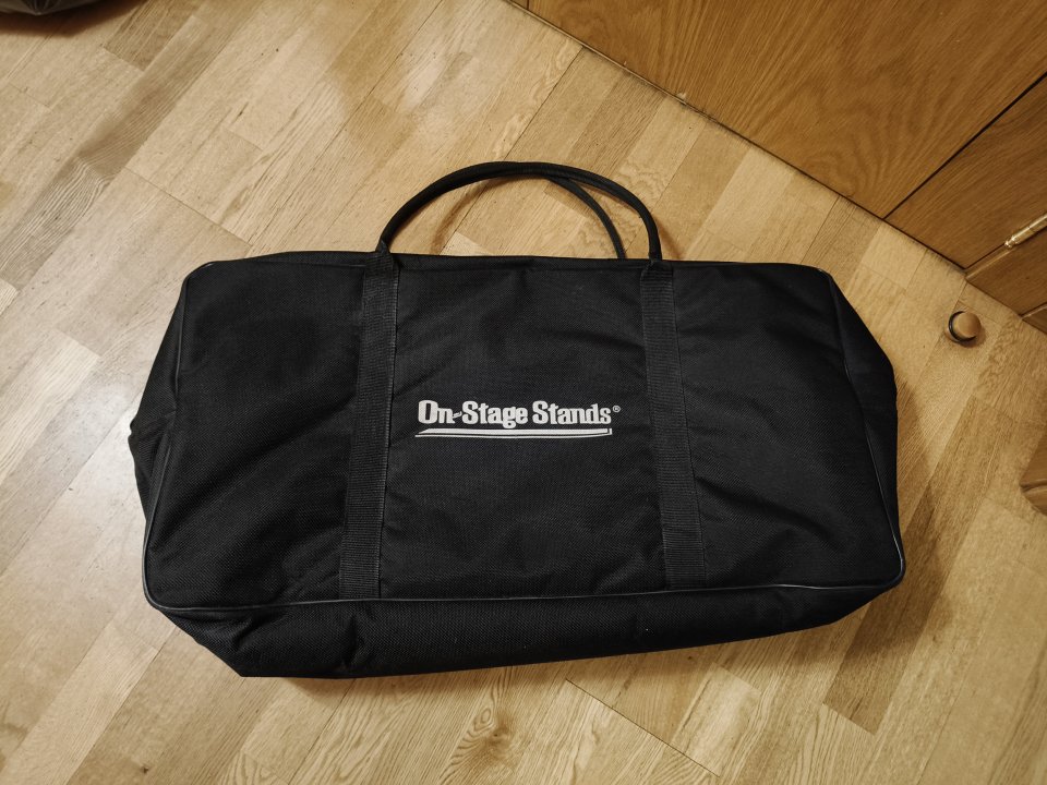 Soporte para pedaleras + Bolsa Transporte de segunda mano · Foto 6 de 8 · León · 45 €