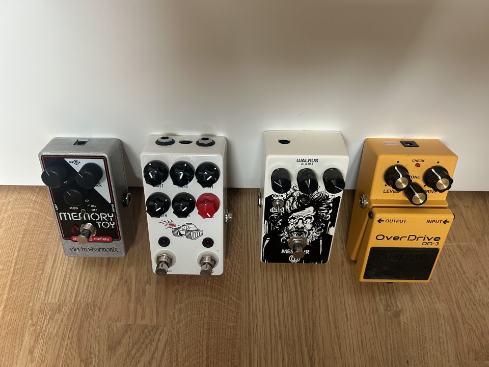 Varios pedales en Oferta (Mitad de precio)