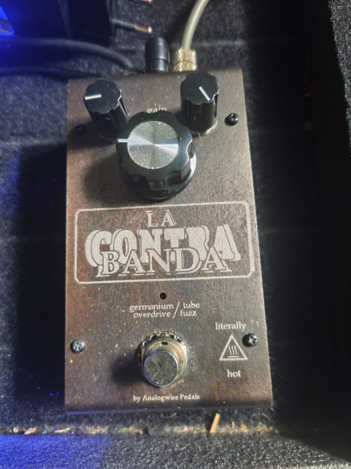 Fuzz la contrabanda de segunda mano · Madrid · 170 €