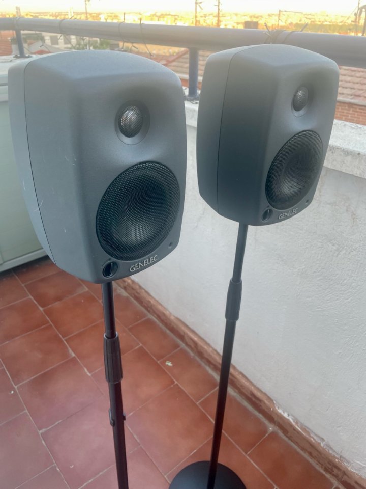 Genelec 8020A (Pareja) de segunda mano · Foto 8 de 9 · Madrid · 499 €