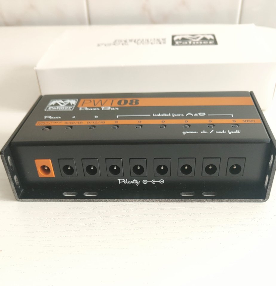 fuente alimentacion Palmer PWT 08 Universal power supply de segunda mano · Foto 6 de 7 · A Coruña · 75 €