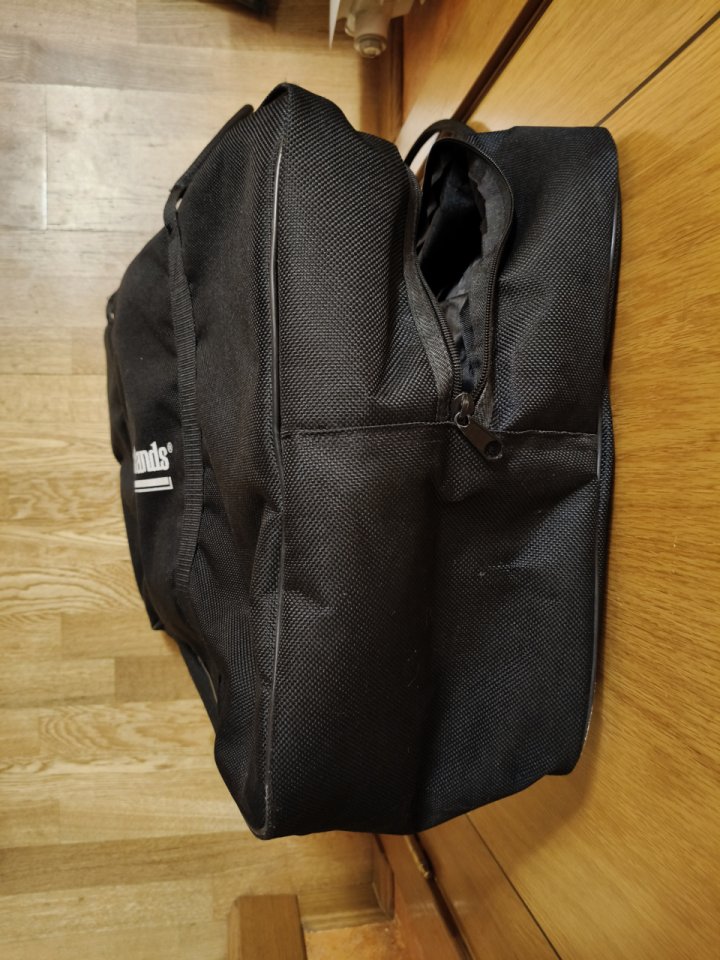 Soporte para pedaleras + Bolsa Transporte de segunda mano · Foto 8 de 8 · León · 45 €
