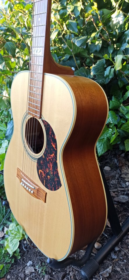 Guitarra acústica Maton ebg 808 Tommy Emmanuel