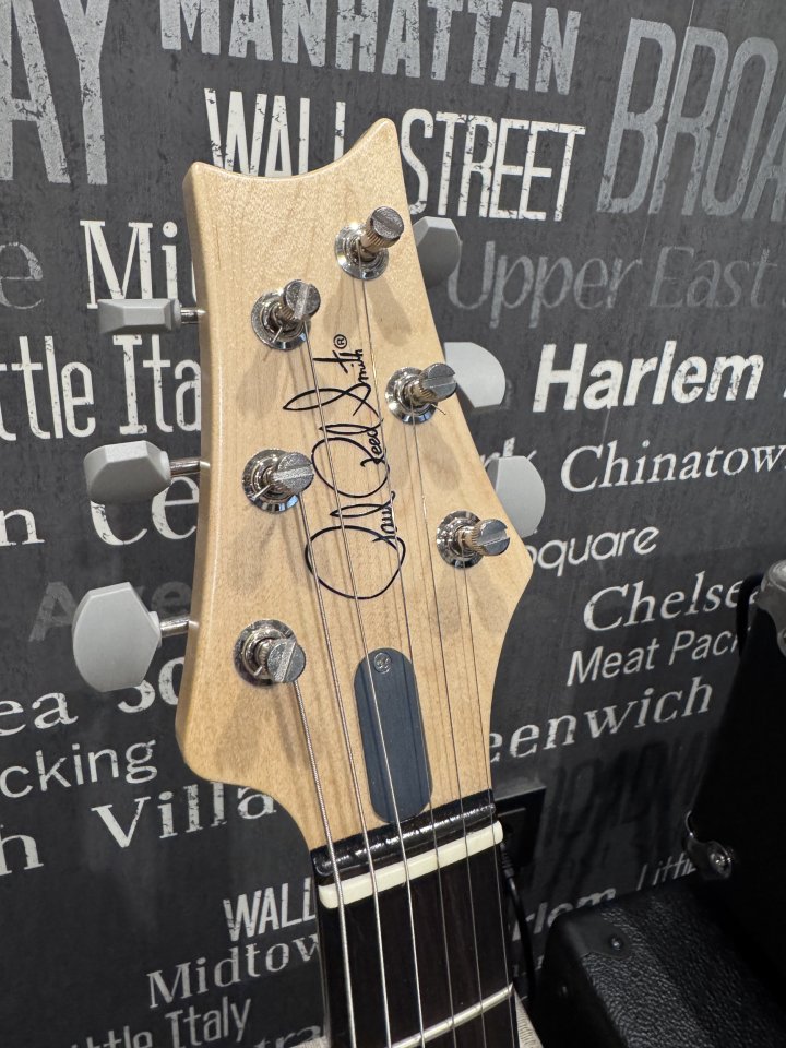 PRS Silver Sky Roxy Pink de segunda mano · Foto 7 de 8 · Jaén · 2150 €