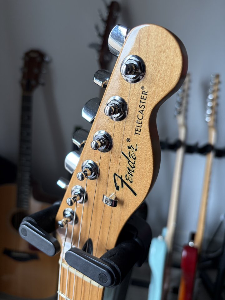 Fender Telecaster 2015 - MEJORAS- de segunda mano · Foto 6 de 9 · Girona · 650 €