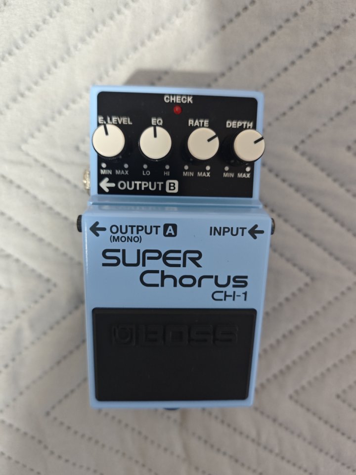 Boss CH-1 Super Chorus. Casi sin usar de segunda mano · Foto 3 de 5 · SC Tenerife · 80 €