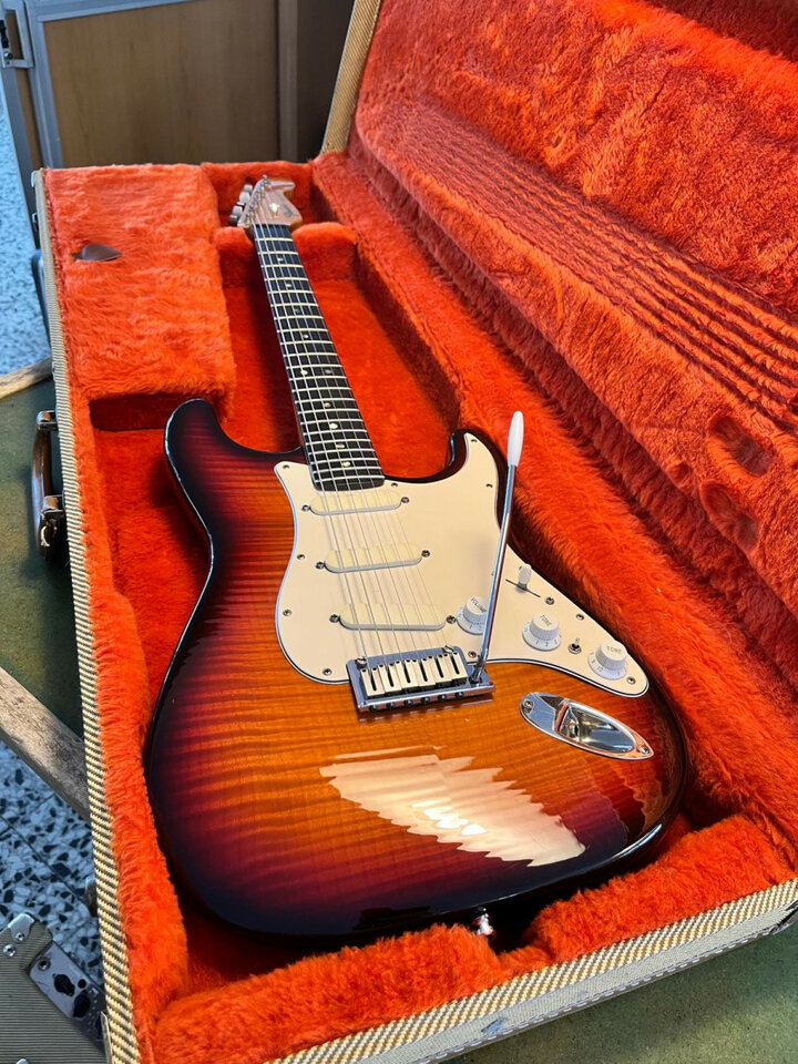 Fender Stratocaster 35th Anniversary Serie Limitada