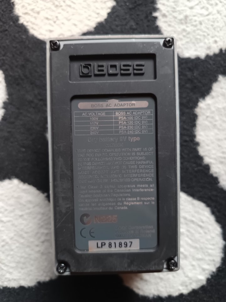 Pedal BOSS CE-5 Chorus Ensemble de segunda mano · Foto 4 de 5 · Bizkaia · 45 €