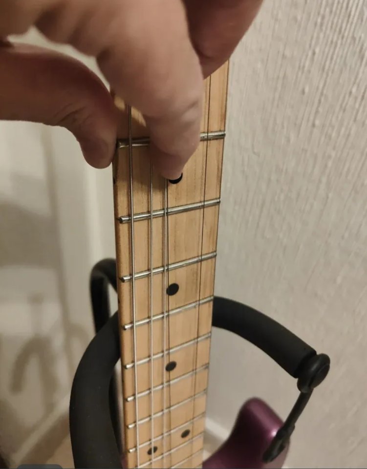 Charvel San Dimas Pastillas bare knuckle de segunda mano · Foto 6 de 6 · Navarra · 650 €