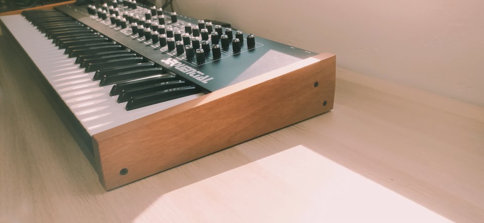 Sequential PROPHET REV2-8 de segunda mano · Foto 2 de 7 · Asturias · 1800 €