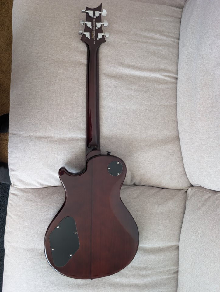 PRS SE 245 de segunda mano · Foto 3 de 10 · Alicante · 490 €