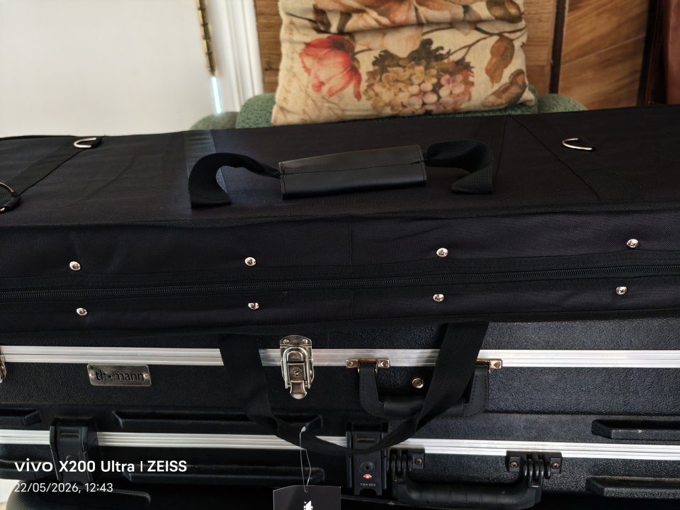 Charvel GigBag Guitar de segunda mano · Foto 7 de 7 · Sevilla · 60 €