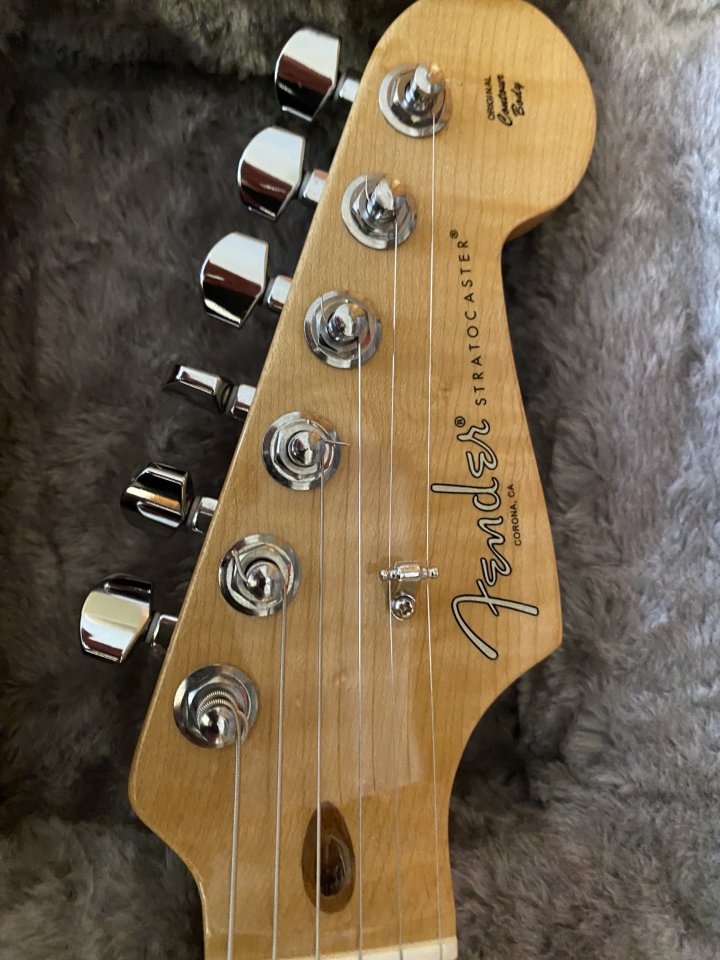 Fender Stratocaster American Professional Violin Burst (Ltd Ed 2017) de segunda mano · Foto 5 de 10 · Illes Balears · 2000 €