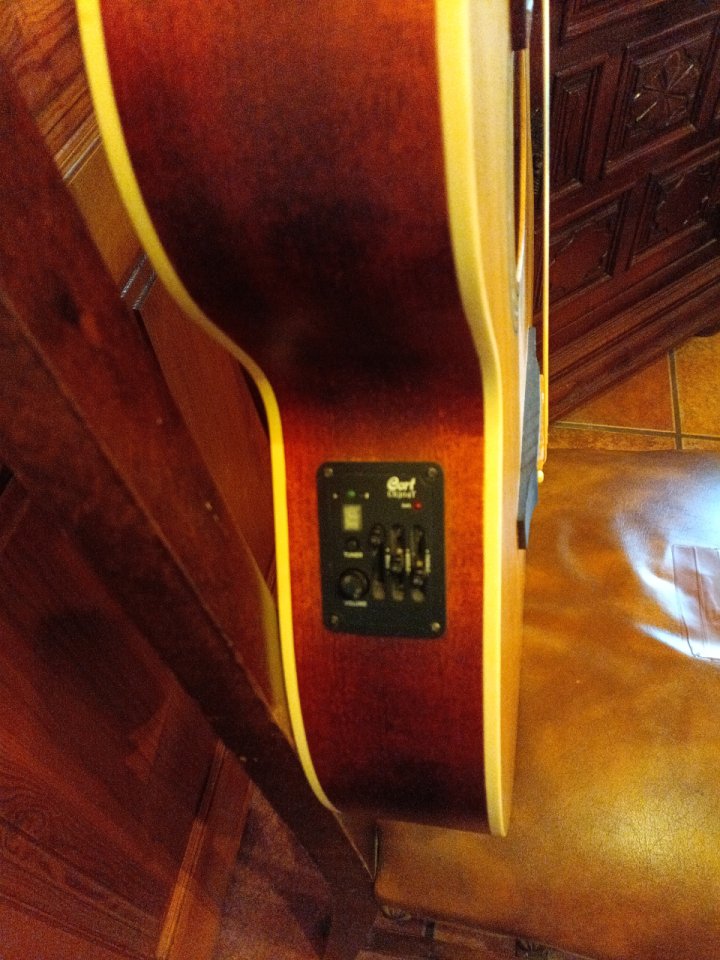 CORT SFX-ME OP CON FUNDA