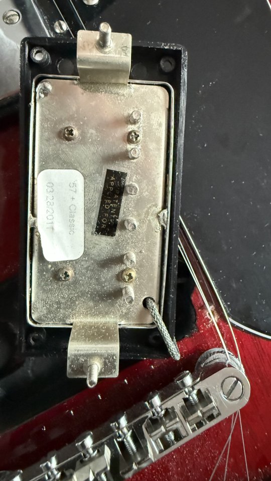 TOKAI SG cherry con Gibson 57 y 57+ maleta incluida de segunda mano · Foto 6 de 9 · Madrid · 525 €