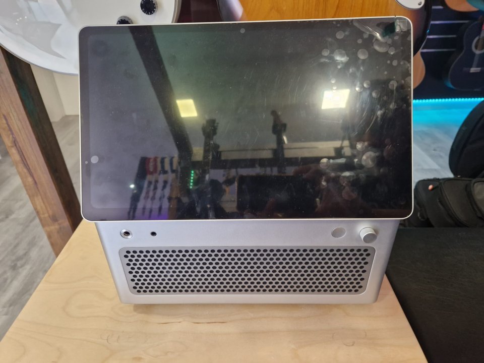 Lava Studio Amp de segunda mano · Navarra · 699 €