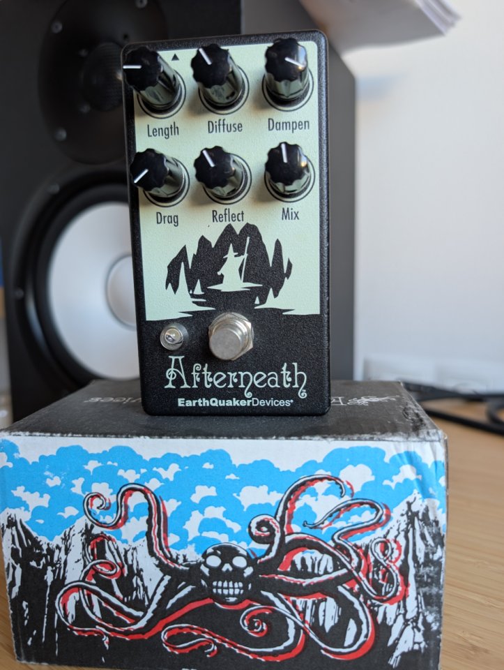 Earthquaker Devices Afterneath